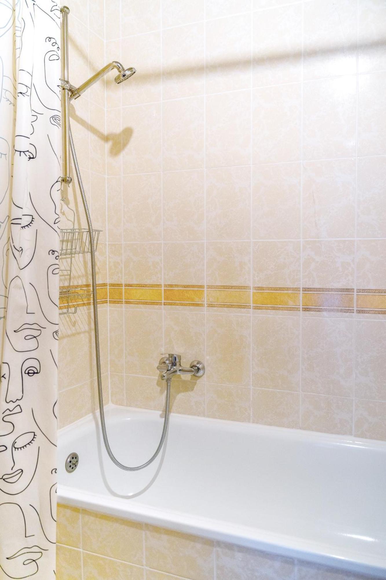 Sea View & Sundown, 150M From The Beach And Surf Spots Costa da Caparica Exterior photo